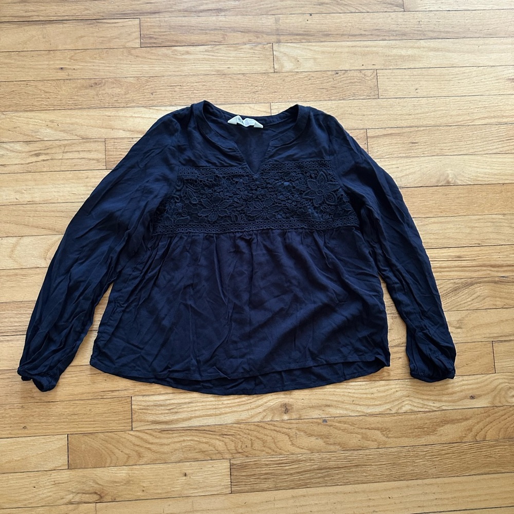 H&M Black Long-Sleeve Lace Yoke Blouse
